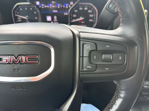 Used 2021 GMC Sierra 1500 AT4 w/ AT4 Value Package AWD/4WD image 32