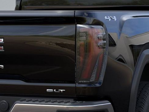 New 2026 GMC Sierra 2500 SLT w/ SLT Convenience Package AWD/4WD image 35