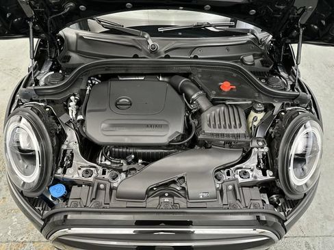 Used 2024 MINI Cooper 2-Door Hardtop FWD image 22