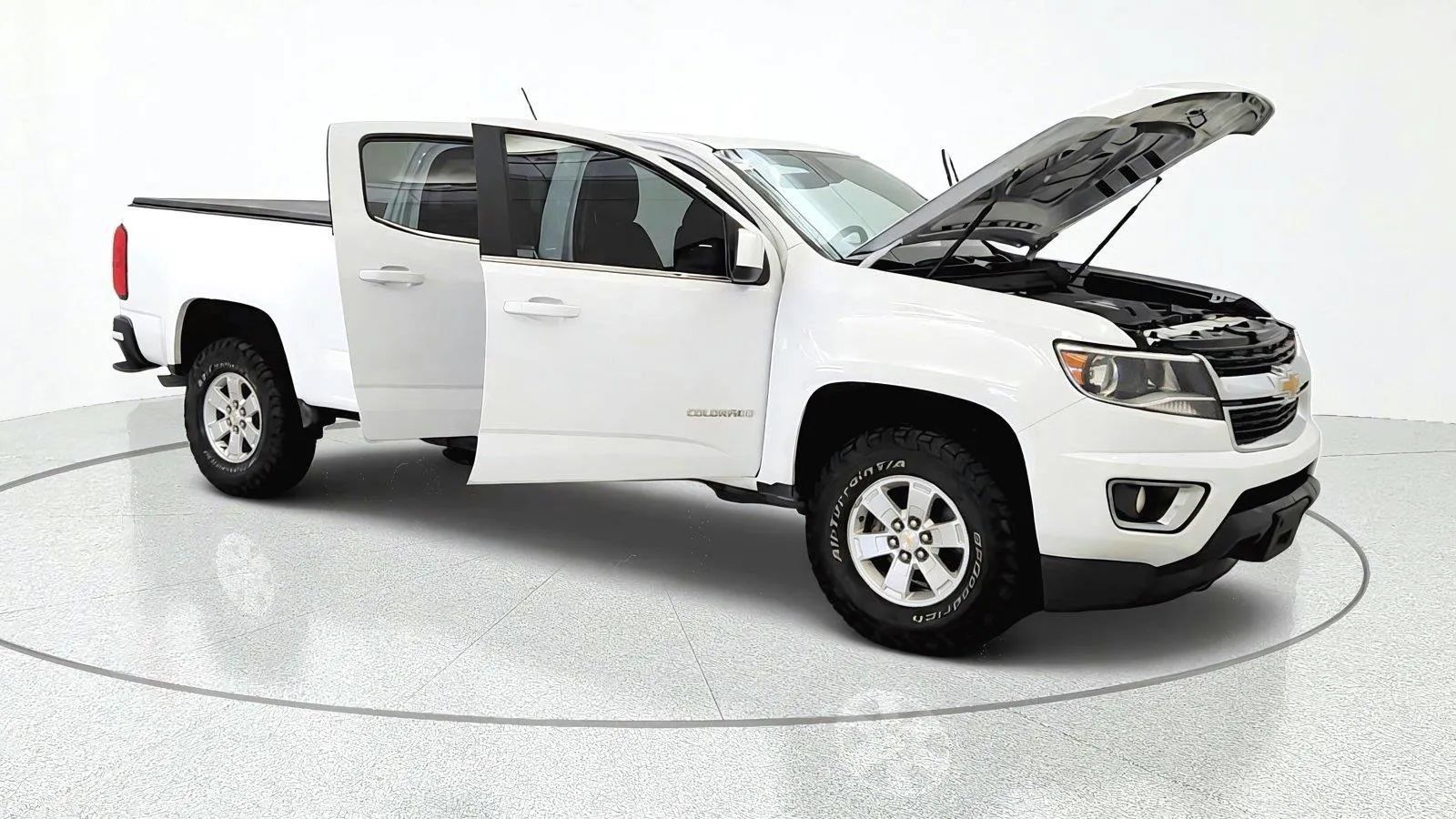 Used 2020 Chevrolet Colorado W/T w/ WT Convenience Package RWD image 11