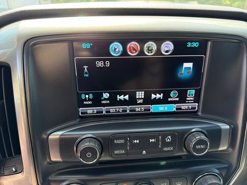 Used 2018 Chevrolet Silverado 1500 LT w/ All Star Edition AWD/4WD image 34