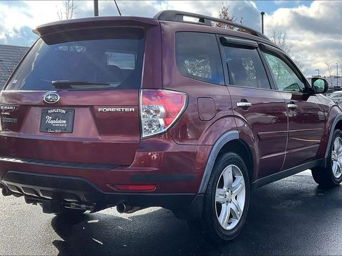 Used 2010 Subaru Forester 2.5X Limited image 16