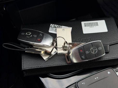 Used 2023 Mercedes-Benz CLA 250 4MATIC image 72