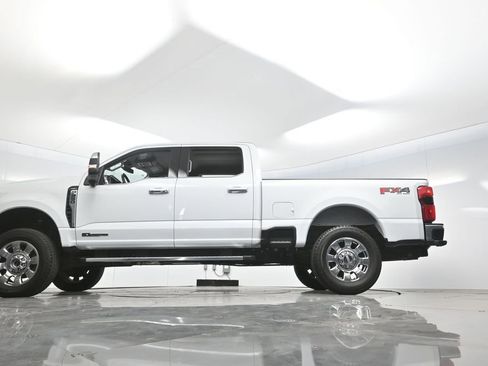 Used 2025 Ford F250 Lariat w/ Chrome Package AWD/4WD image 55