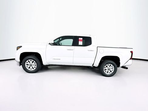 New 2026 Toyota Tacoma SR5 image 5