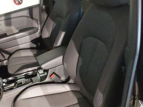 Used 2026 Subaru Forester Premium AWD/4WD image 13