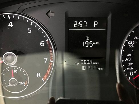 Used 2015 Volkswagen Passat 1.8T Limited Edition image 24