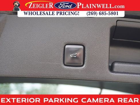 Used 2022 Ford Escape SEL w/ Equipment Group 302A image 11