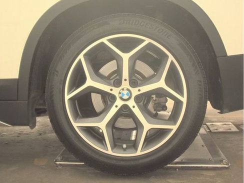 Used 2017 BMW X1 sDrive28i image 13