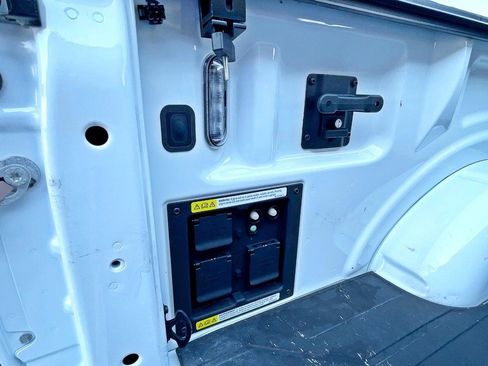 Used 2021 Ford F150 Lariat image 16