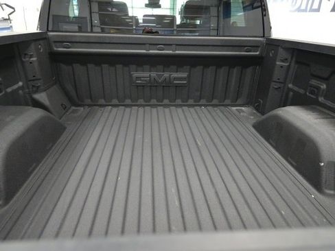 Used 2024 GMC Sierra 1500 Elevation image 8