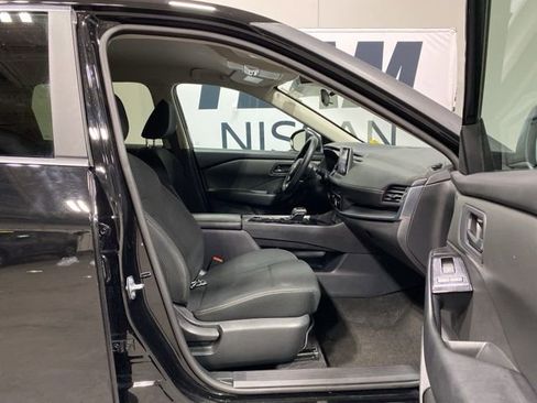 Certified 2024 Nissan Rogue S image 30