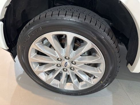 Used 2020 Ford F150 Limited w/ Trailer Tow Package image 6