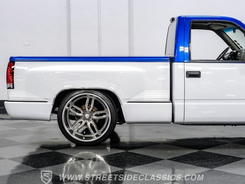 Used 1997 Chevrolet Silverado 1500 2WD Regular Cab image 29