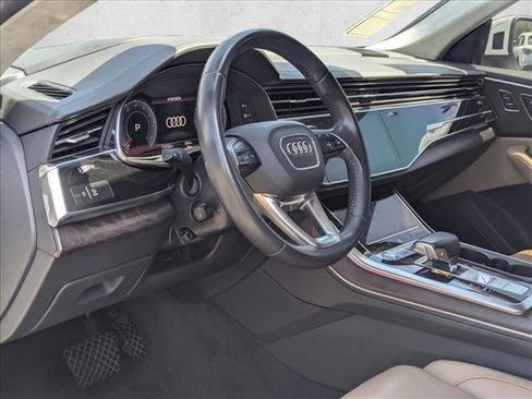 Used 2019 Audi Q8 Prestige AWD/4WD image 9