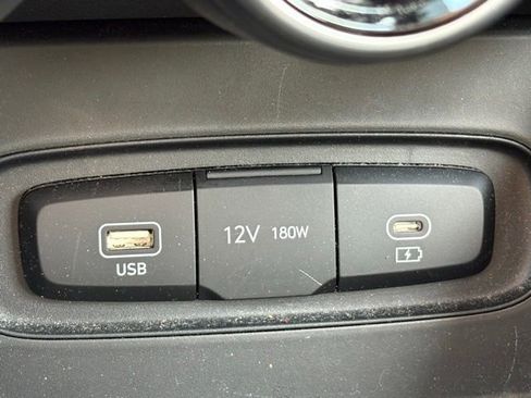Used 2023 Hyundai Venue SEL w/ Cargo Package FWD image 17