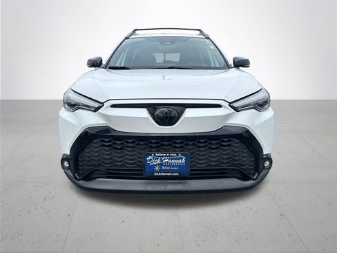 Used 2025 Toyota Corolla Cross AWD Hybrid w/ Convenience Package image 3