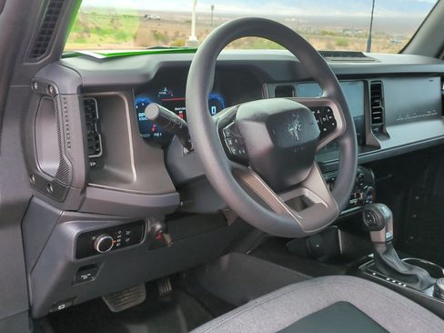 Used 2025 Ford Bronco 2-Door w/ Sasquatch Package AWD/4WD image 15