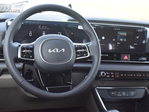 New 2026 Kia Carnival EX image 20