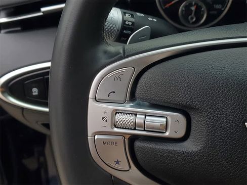 Used 2025 Genesis GV70 2.5T image 28