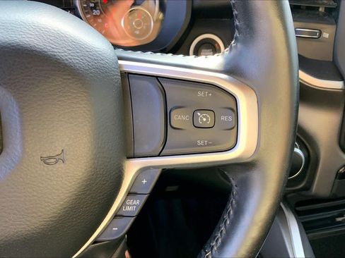 Used 2020 RAM 1500 Big Horn AWD/4WD image 23