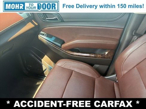 Used 2020 Chevrolet Suburban Premier AWD/4WD image 25