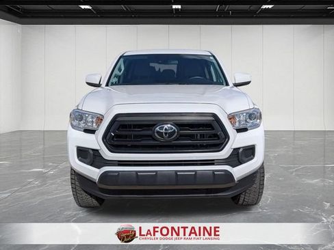Used 2021 Toyota Tacoma SR AWD/4WD image 8