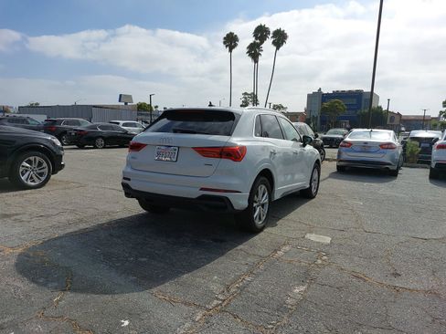 Used 2023 Audi Q3 2.0T Premium AWD/4WD image 3
