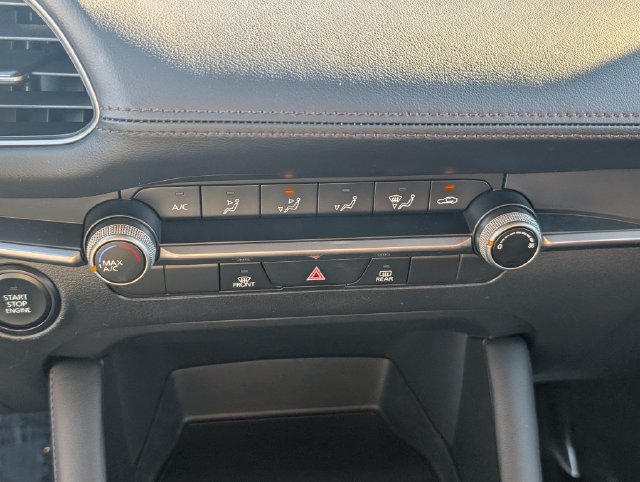 Used 2022 MAZDA MAZDA3 s FWD image 24