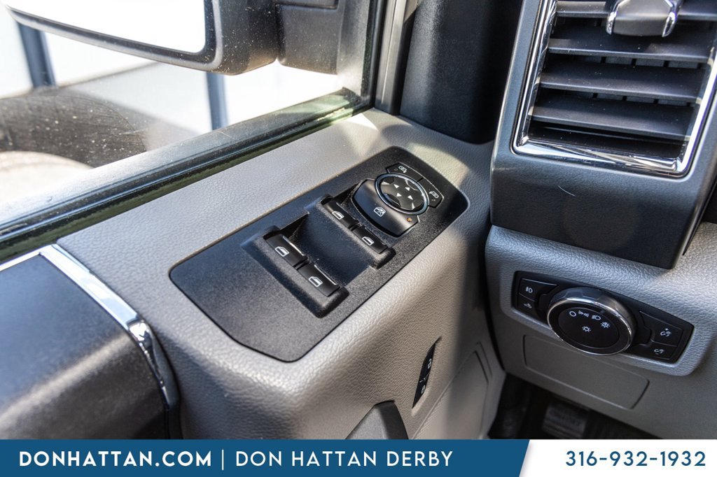 Used 2015 Ford F150 XLT w/ Trailer Tow Package AWD/4WD image 9