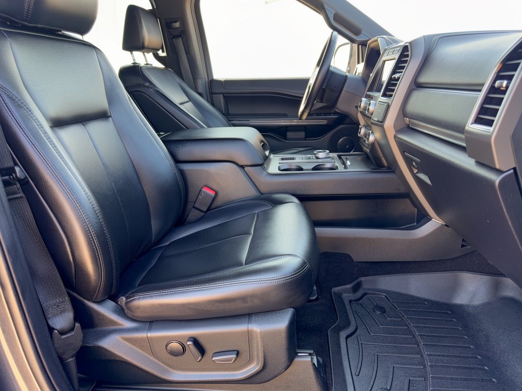 Used 2021 Ford Expedition Max XLT RWD image 30