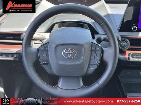 Used 2024 Toyota Prius Prime FWD image 15