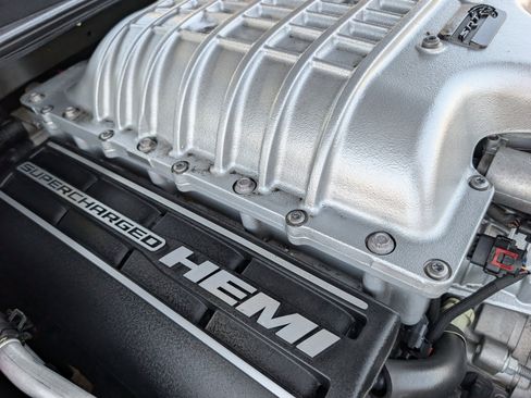 Used 2019 Dodge Challenger SRT Hellcat Redeye RWD image 13
