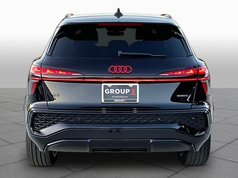 New 2026 Audi Q3 quattro 2.0T AWD/4WD image 4