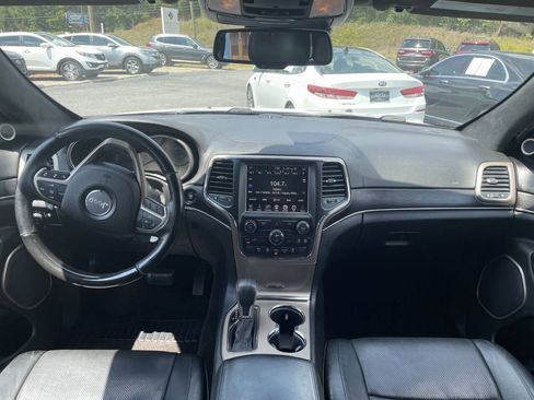 Used 2016 Jeep Grand Cherokee Summit AWD/4WD image 12