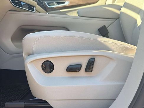 New 2026 Volkswagen Atlas SE FWD image 12