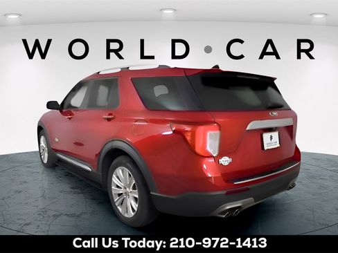 Used 2023 Ford Explorer King Ranch w/ Technology Package image 5