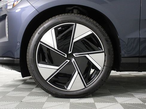 New 2025 Volvo EX90 Ultra image 12