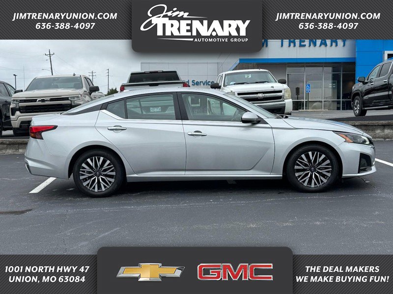 Used 2023 Nissan Altima 2.5 SV w/ SV Premium Package FWD image 1