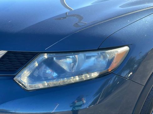 Used 2016 Nissan Rogue S w/ S Family Package image 14