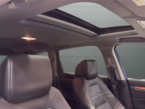 Used 2020 Honda CR-V Touring image 36