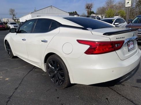Used 2017 Nissan Maxima SR w/ Midnight Edition FWD image 6