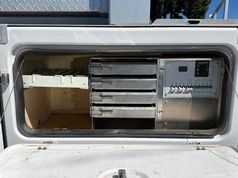 Used 2013 Chevrolet Silverado 3500 W/T RWD image 23