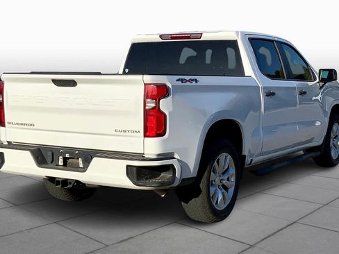 Used 2022 Chevrolet Silverado 1500 Custom w/ Safety Confidence Package image 13