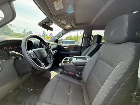 Used 2023 Chevrolet Silverado 1500 Custom Trail Boss AWD/4WD image 23