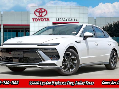 Used 2024 Hyundai Sonata SEL FWD image 1