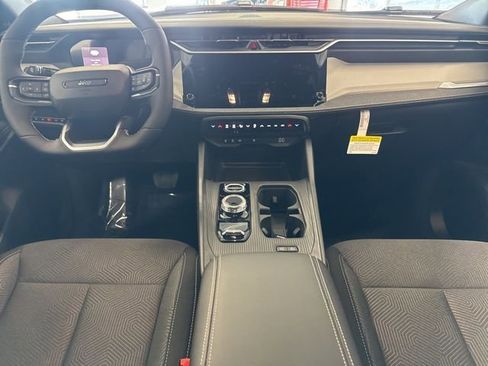 New 2026 Jeep Cherokee Laredo image 28