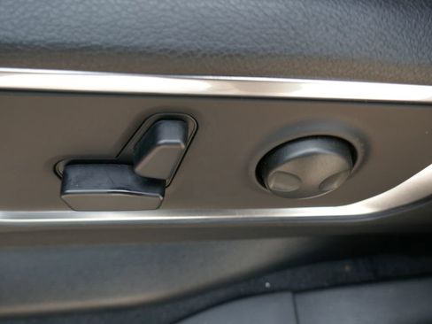 New 2026 RAM 1500 Laramie w/ Laramie Southwest Edition AWD/4WD image 19