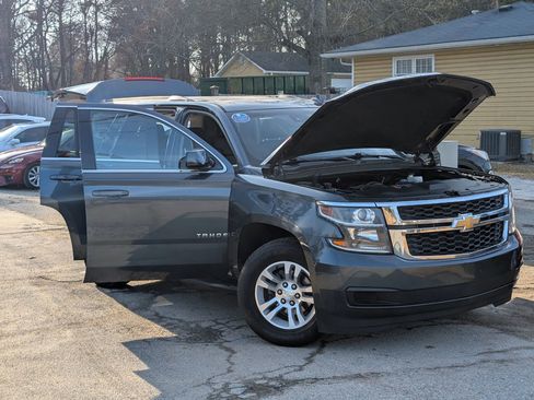Used 2019 Chevrolet Tahoe LT image 12
