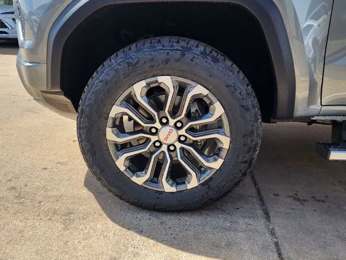 New 2026 GMC Canyon Denali image 55